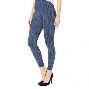 SPANX Look at Me Now Seamless Leggings in Indigo Geo XS
